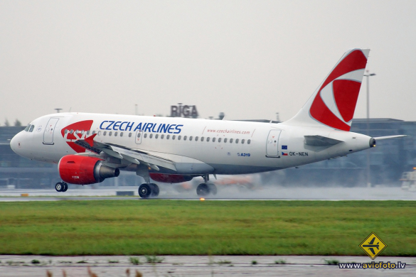 Airbus A319-112